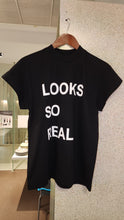 Load image into Gallery viewer, Black T-shirt
