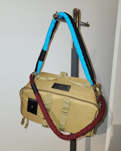 โหลดรูปภาพลงในเครื่องมือใช้ดูของ Gallery Bag Strap

