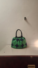 โหลดรูปภาพลงในเครื่องมือใช้ดูของ Gallery Green Printed Skirt Bag
