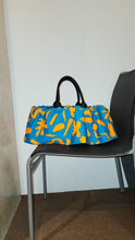 โหลดรูปภาพลงในเครื่องมือใช้ดูของ Gallery Printed Cotton Bag
