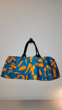 โหลดรูปภาพลงในเครื่องมือใช้ดูของ Gallery Printed Cotton Bag

