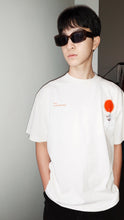 โหลดรูปภาพลงในเครื่องมือใช้ดูของ Gallery Off White T-shirt
